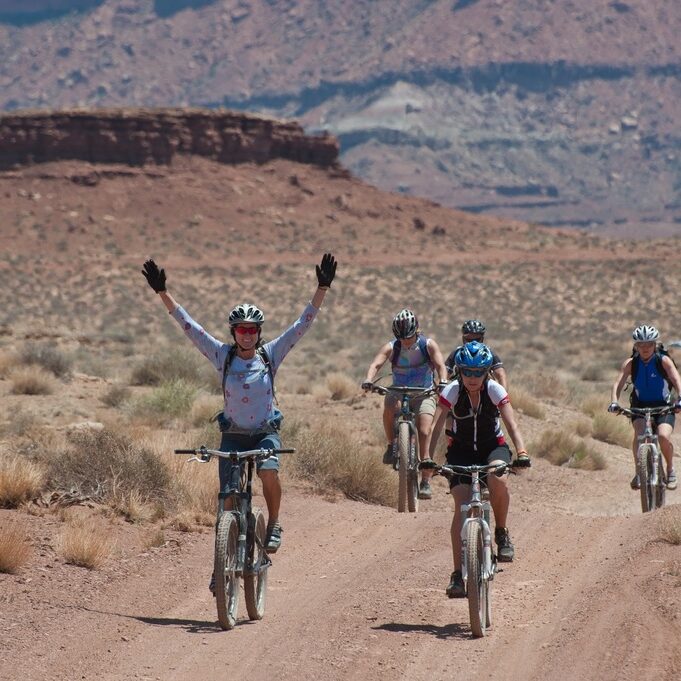 landscape-mountain-desert-adventure-bicycle-recreation-658729-pxhere.com